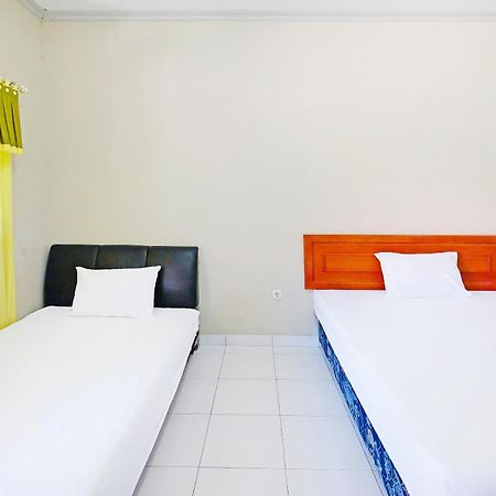 Collection O 91046 Hotel Remaja Indah Masamba Екстер'єр фото