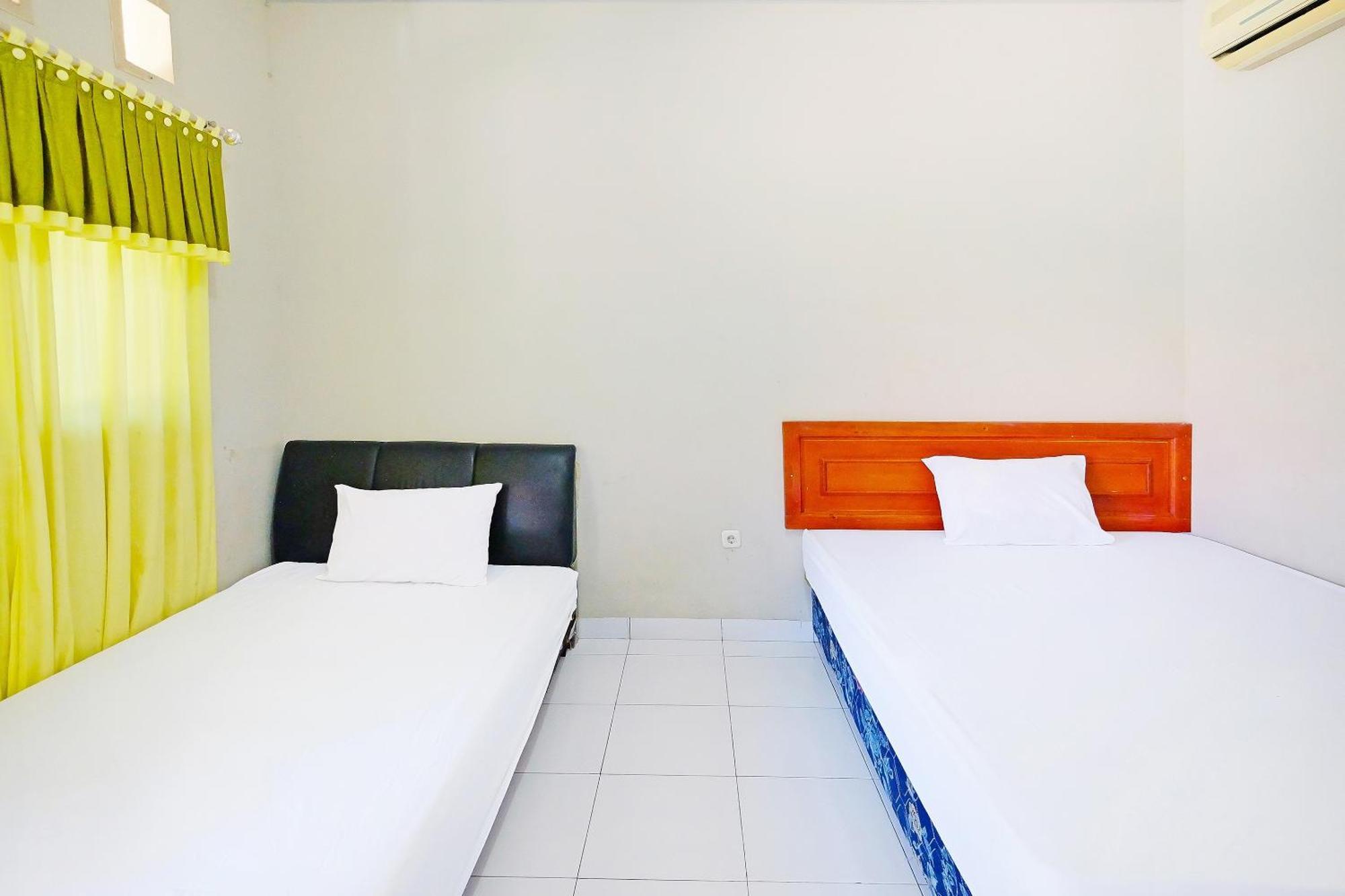 Collection O 91046 Hotel Remaja Indah Masamba Екстер'єр фото