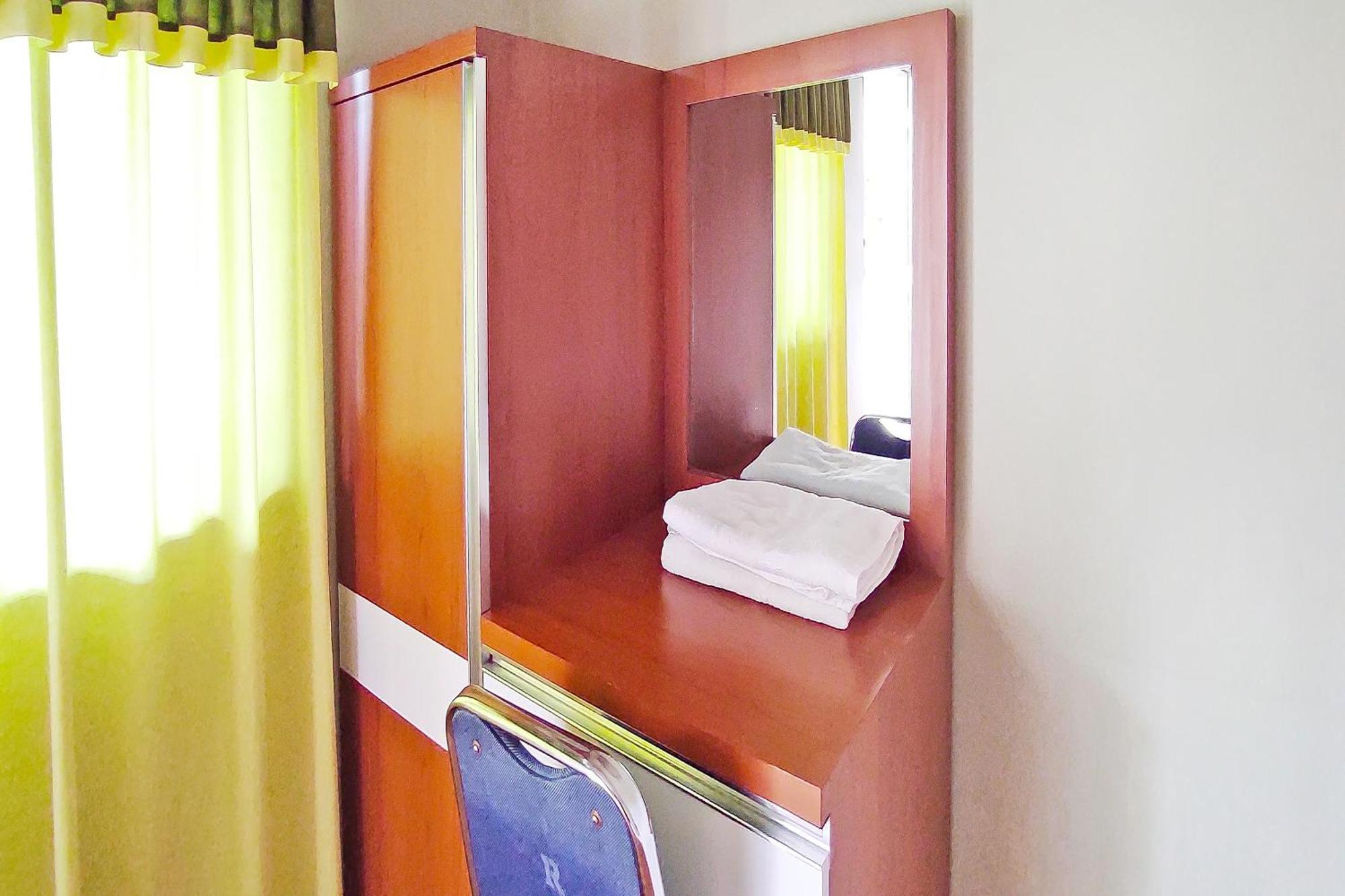 Collection O 91046 Hotel Remaja Indah Masamba Екстер'єр фото