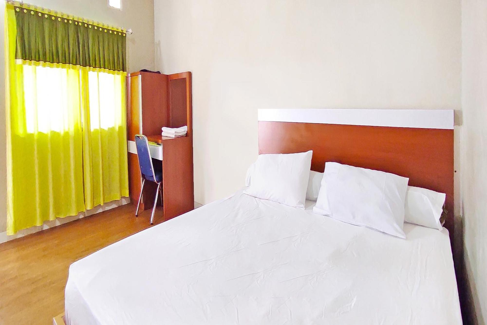 Collection O 91046 Hotel Remaja Indah Masamba Екстер'єр фото